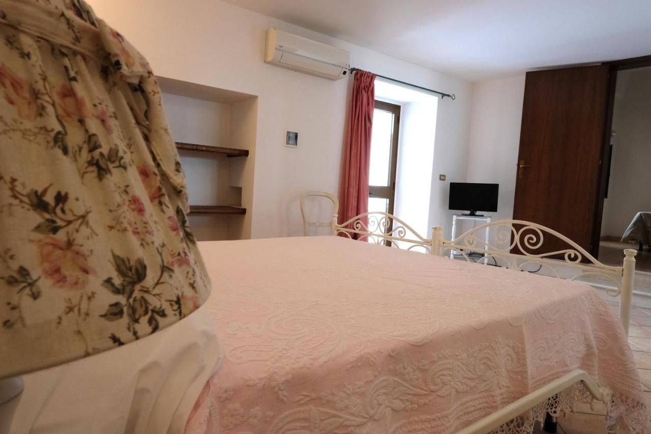 Ugento Dimora Bed & Breakfast Екстериор снимка