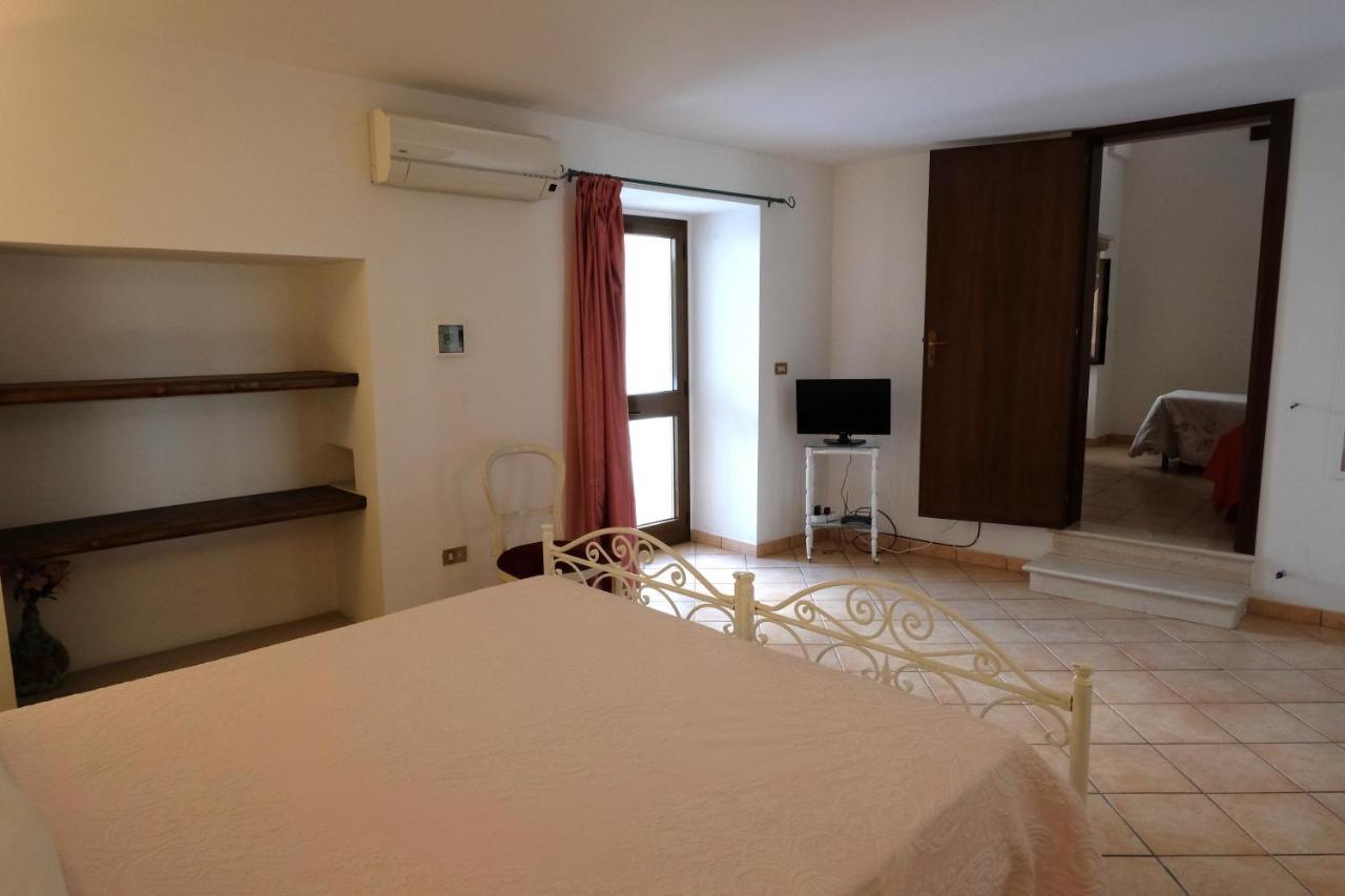 Ugento Dimora Bed & Breakfast Екстериор снимка