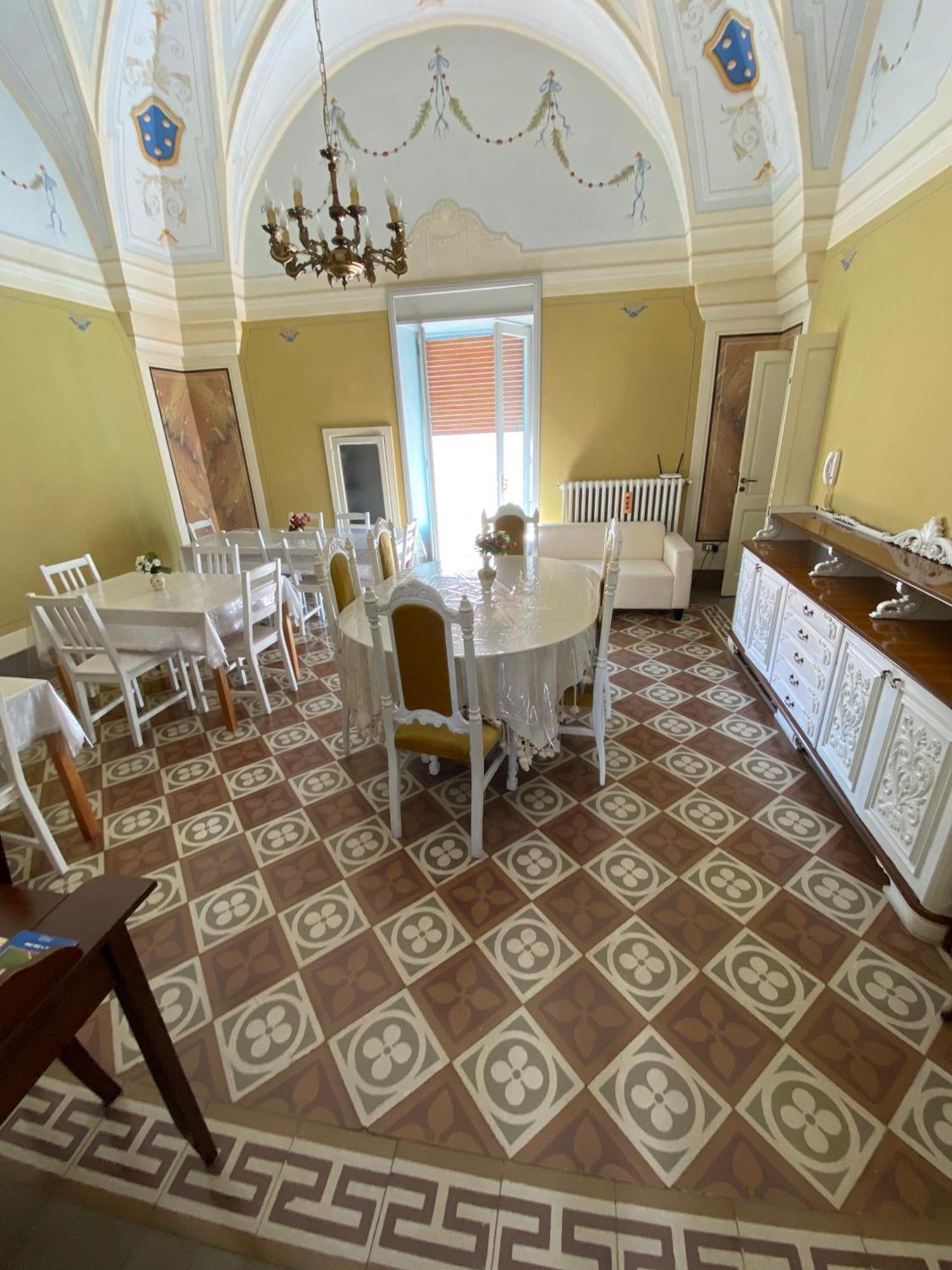 Ugento Dimora Bed & Breakfast Екстериор снимка